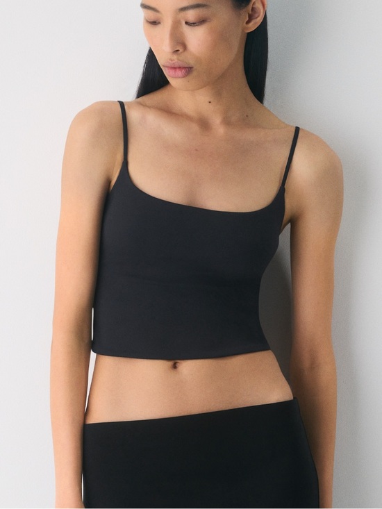 Aritzia Tops - Aritzia Black Contour Presence Cami
